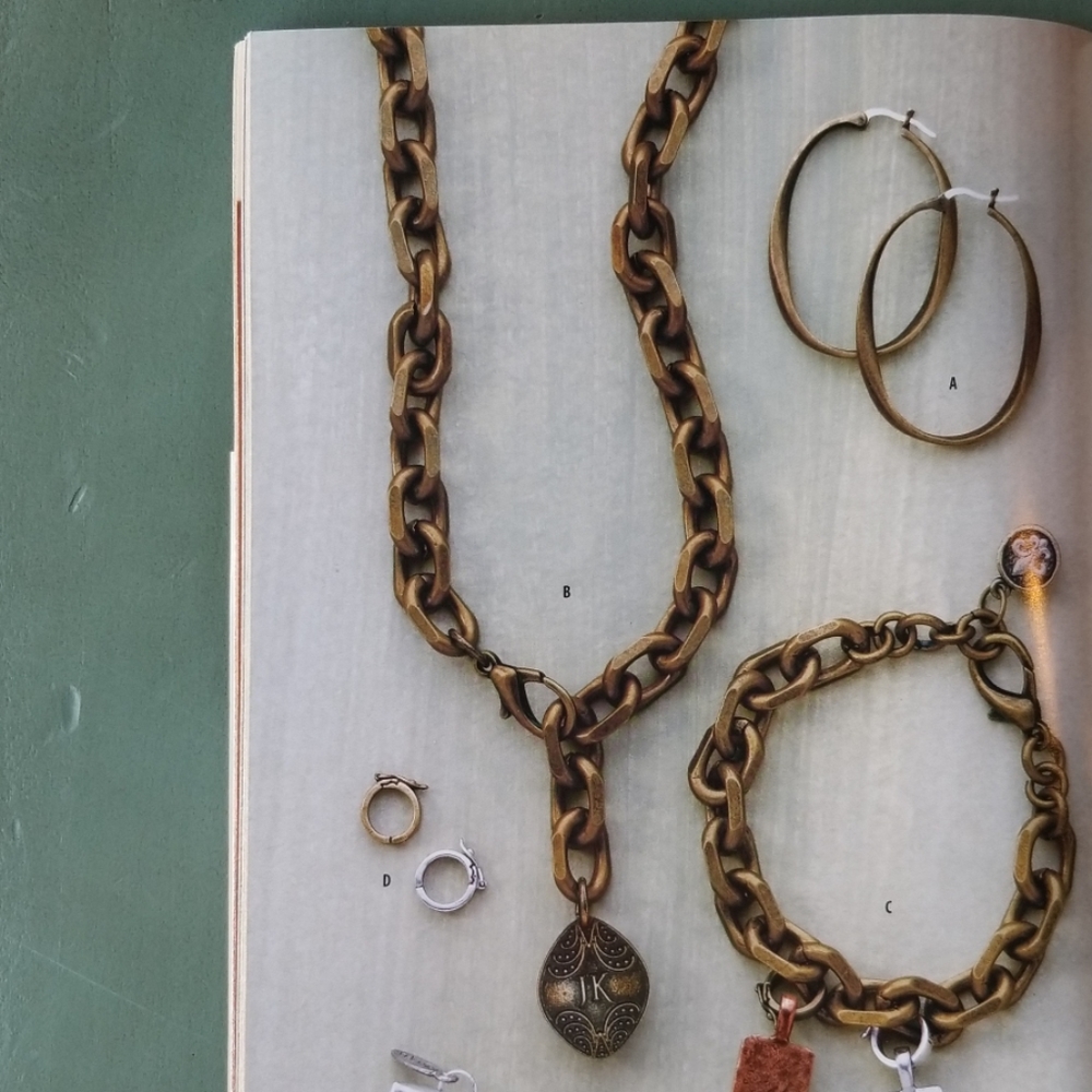 Royal Brass Jewel Kade Necklace
